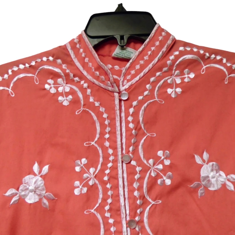 Caro of Honolulu embroidered kaftan dress - Picture 3 of 8